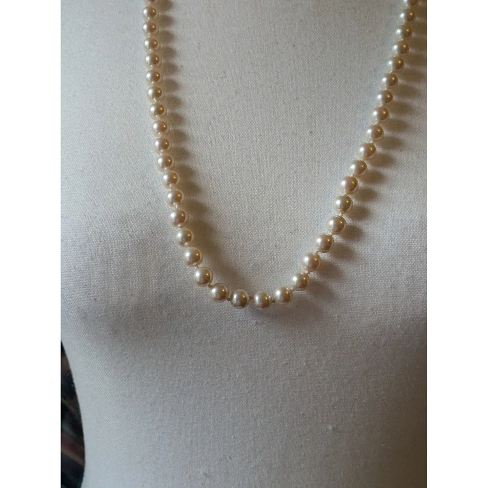 Vintage Marvella Faux Pearl Necklace 28